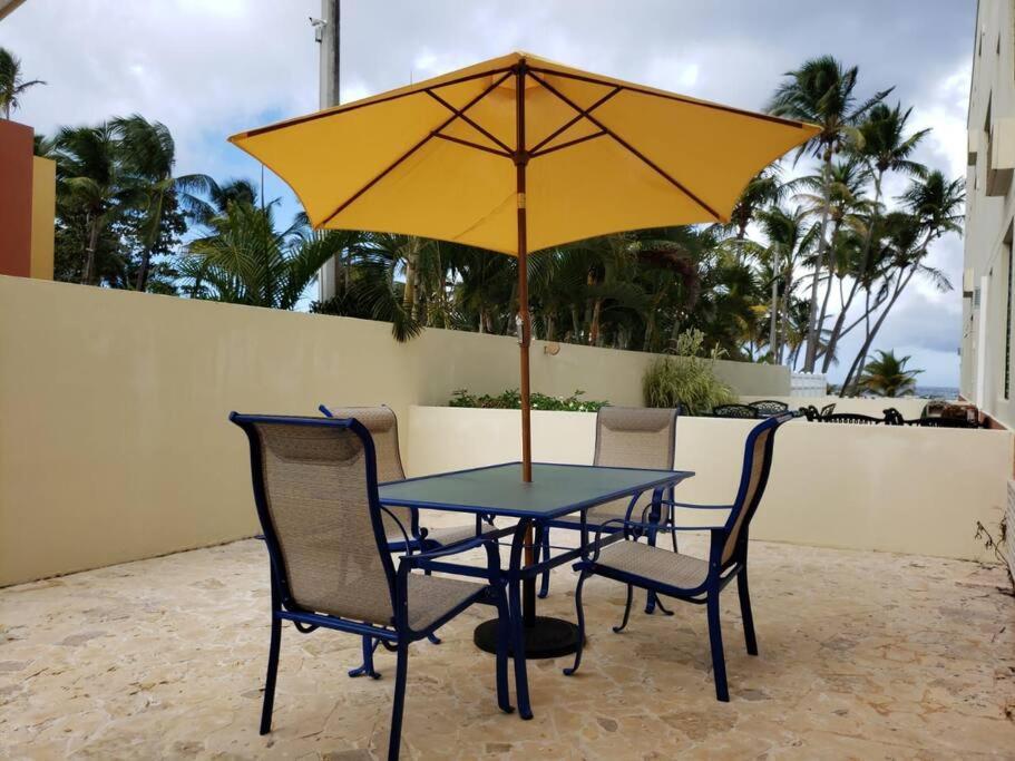 1St Level Unit Steps To Beach- Cold Air Conditioner At Poza Del Mar Luquillo Extérieur photo